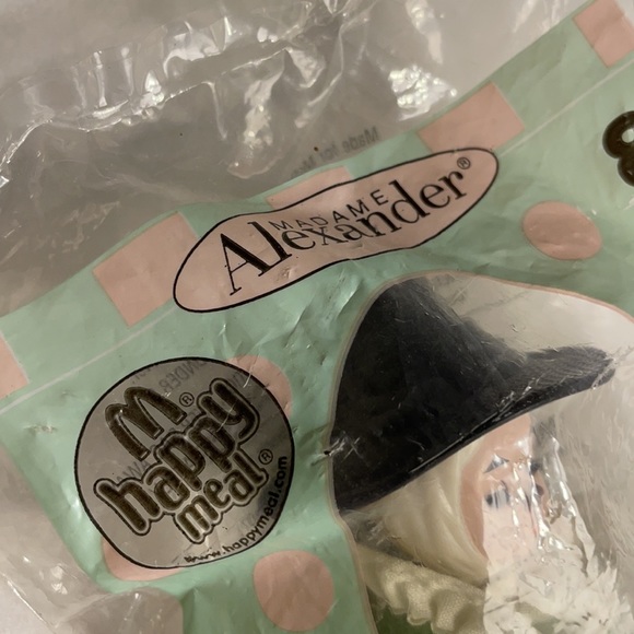 McDonald’s Madame Alexander Scarecrow -Wizard of Oz - Picture 8 of 8